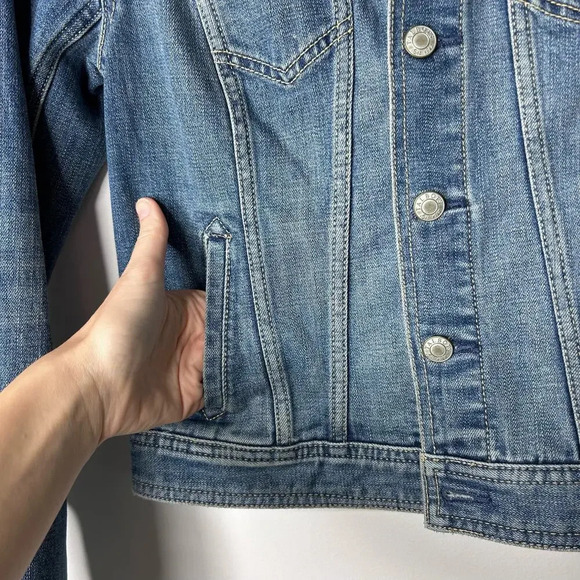 Talbots Classic Denim Jean Jacket Women’s Petite Vintage Wash Blue - Picture 9 of 15